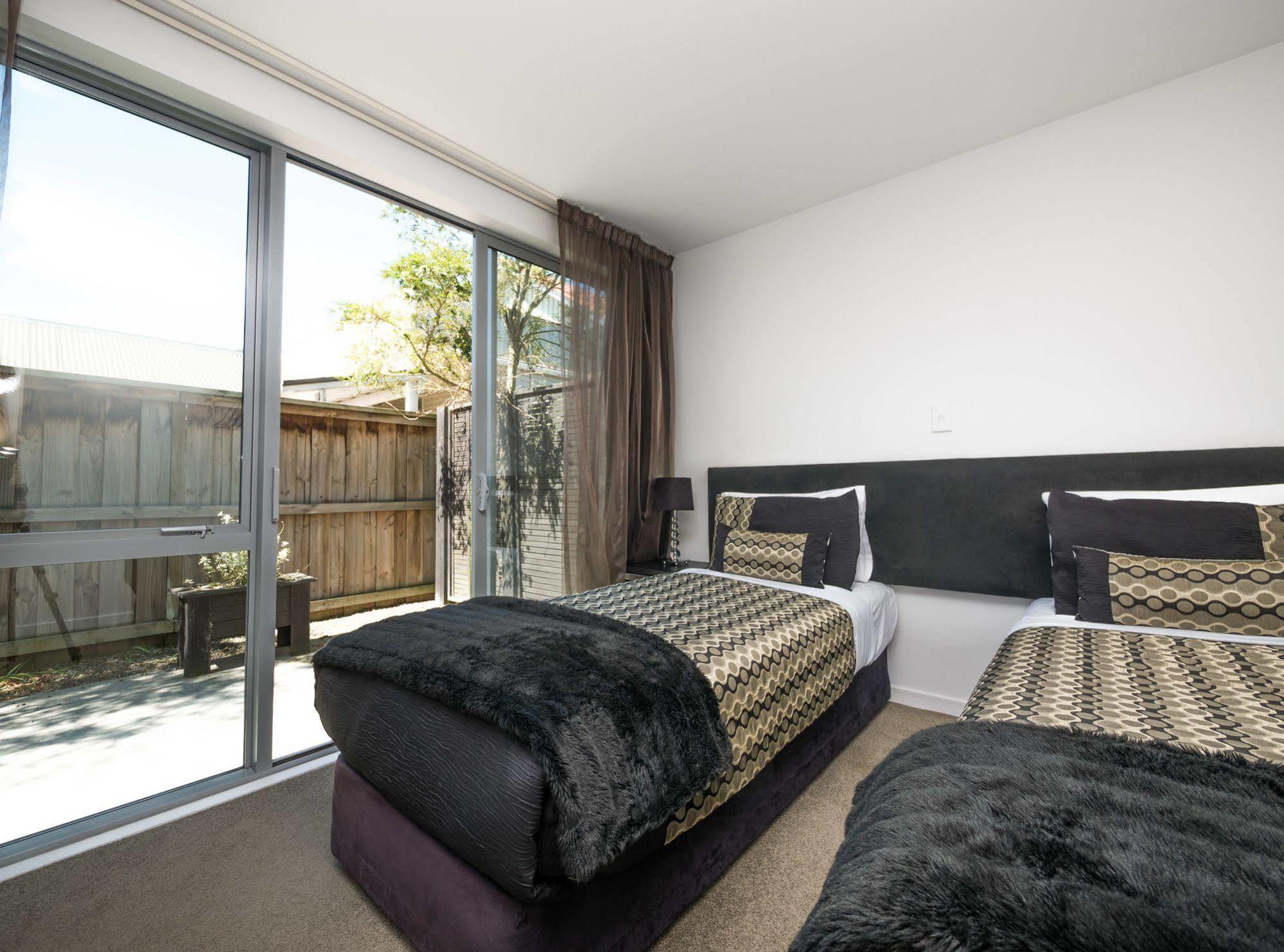 Bellano Motel Suites 크라이스트처치 외부 사진 A bedroom at the hotel