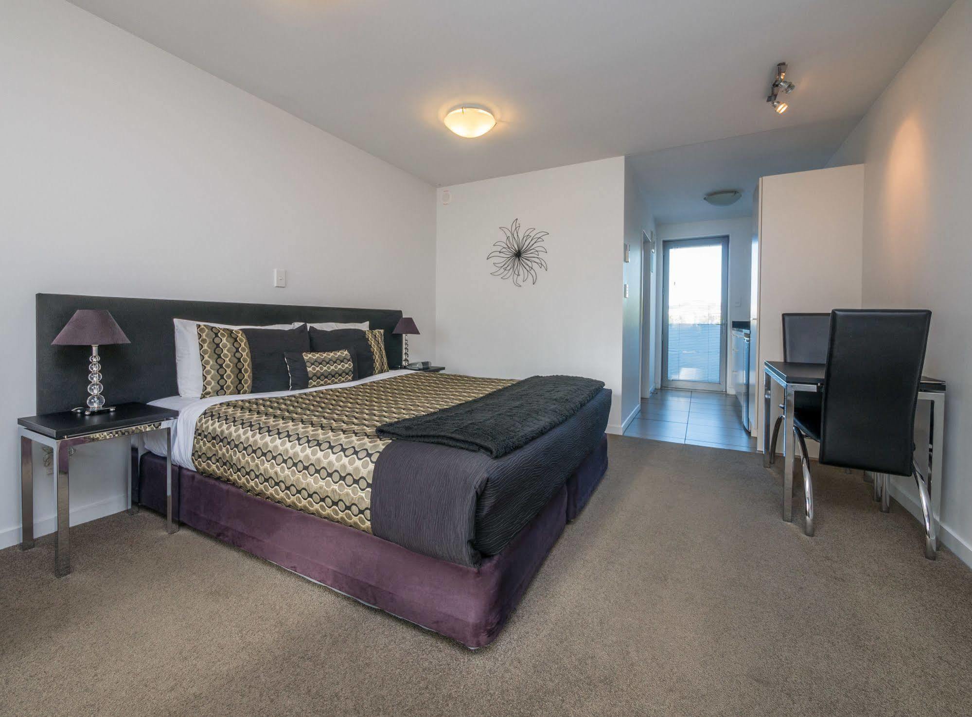 Bellano Motel Suites 크라이스트처치 외부 사진 A typical studio apartment